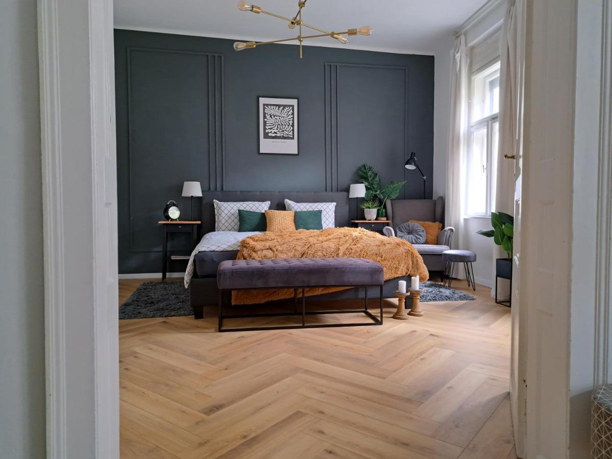 Vendeghaz A Harom Szivarhoz Pécs Exterior foto